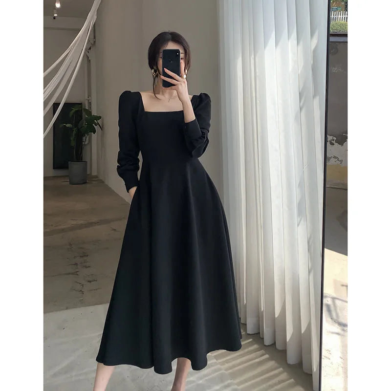 Black Long-sleeved French Retro Hepburn Style Square Neck Dress 2024