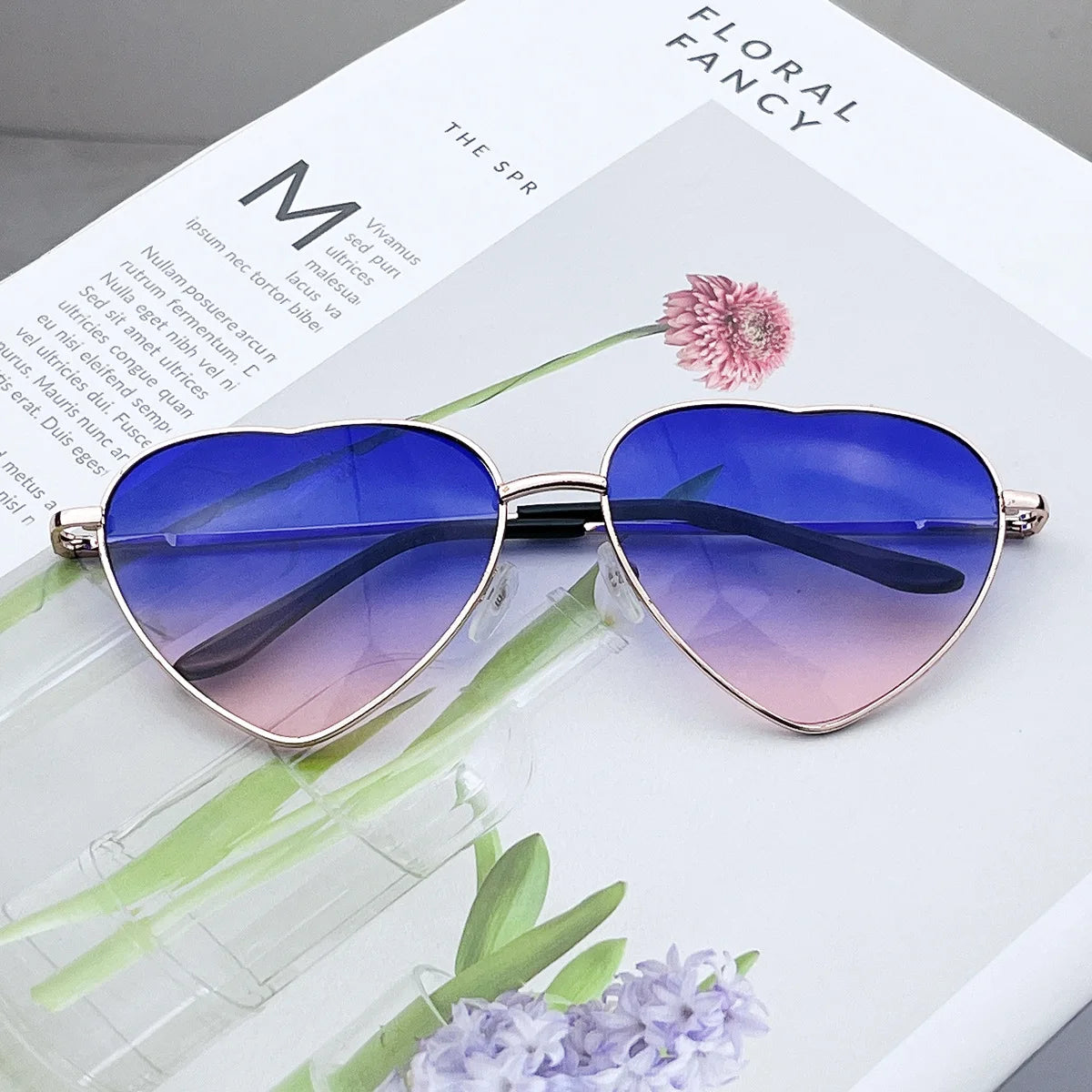 Vintage Gradient Heart Shaped Sunglasses Metal Frame Women